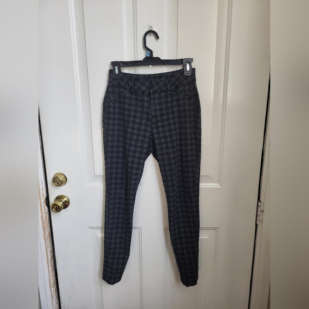 Time and Tru • Black & Grey Houndstooth Pants Trousers - Sz 6
